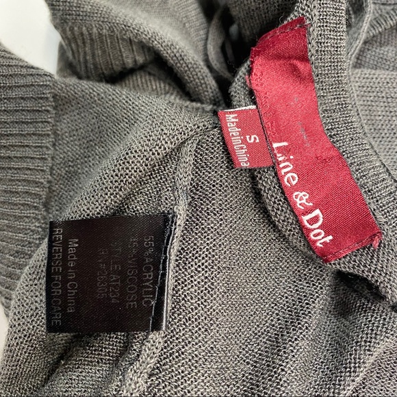 Line & Dot Revolve Strappy Back Gray Sleeveless Sweater Small - Picture 5 of 7